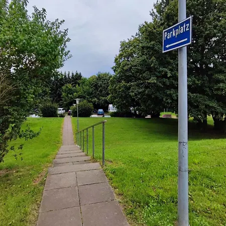 Erb01 - 2-zimmer-apartment Mit Balkon In * Bad König